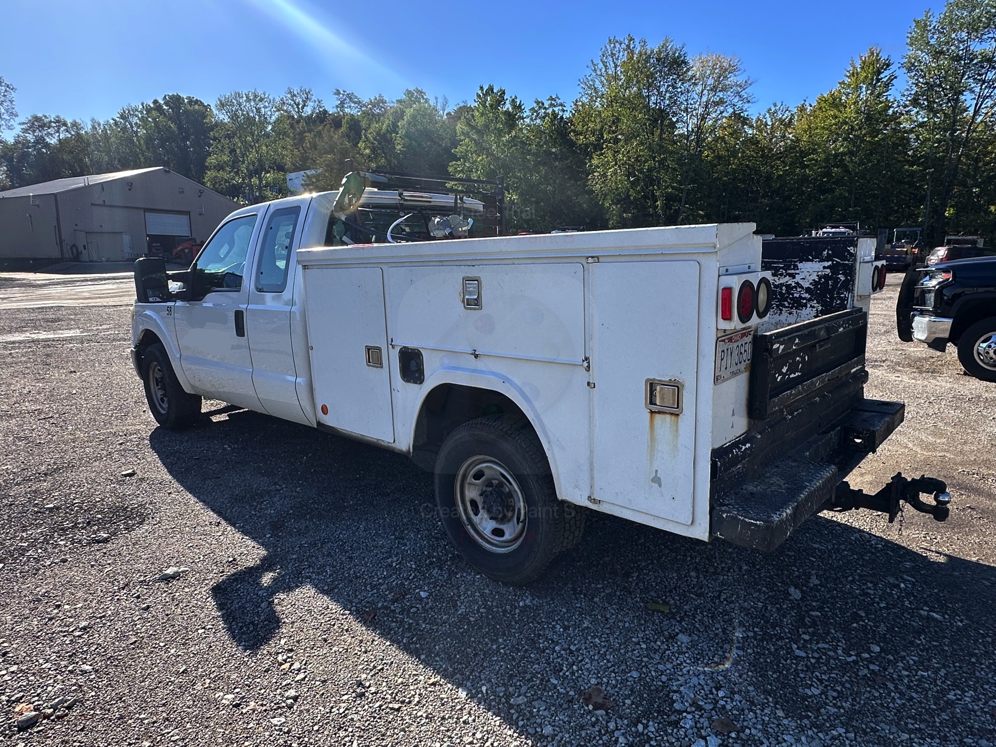 2011 FORD F350 - Image 5